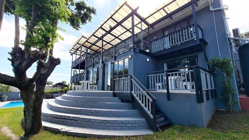 Vincent Valley Lodge