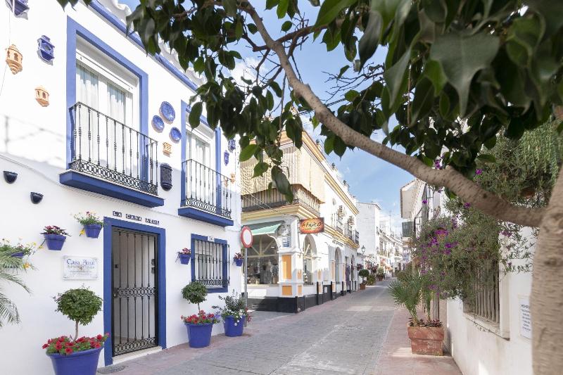 Casa Azul Boutique Apartments By Casa Del Patio image
