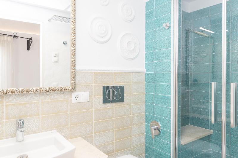 Casa Azul Boutique Apartments By Casa Del Patio image