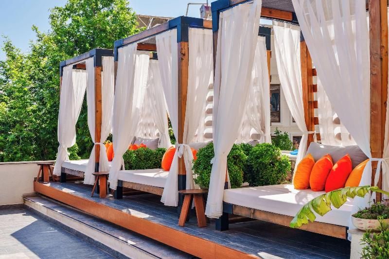 Lupia Suites image