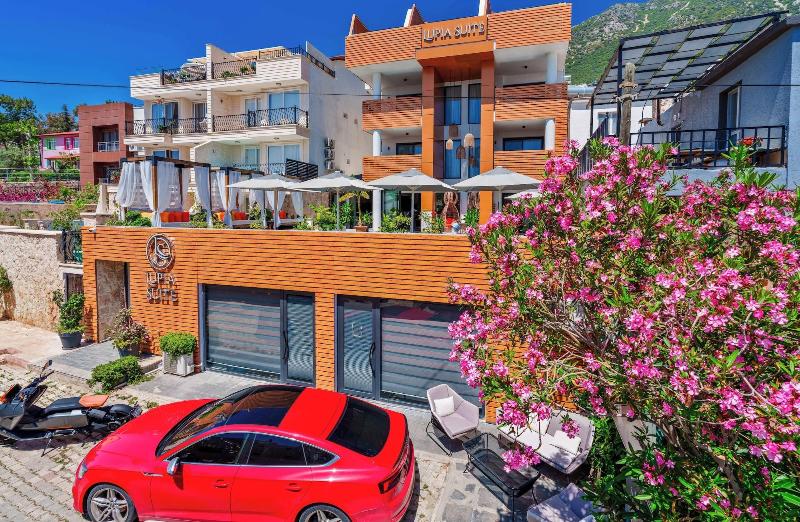 Lupia Suites image