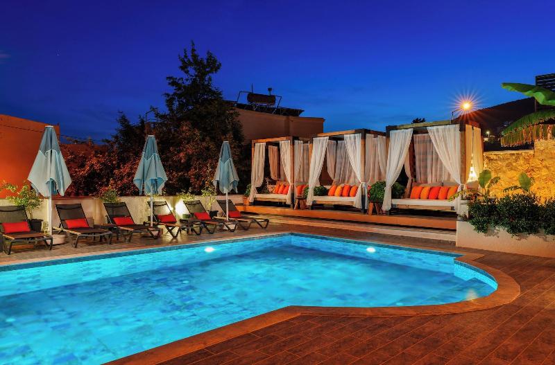 Lupia Suites image