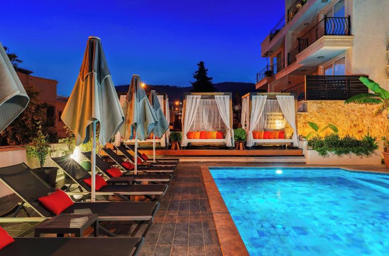 Lupia Suites image