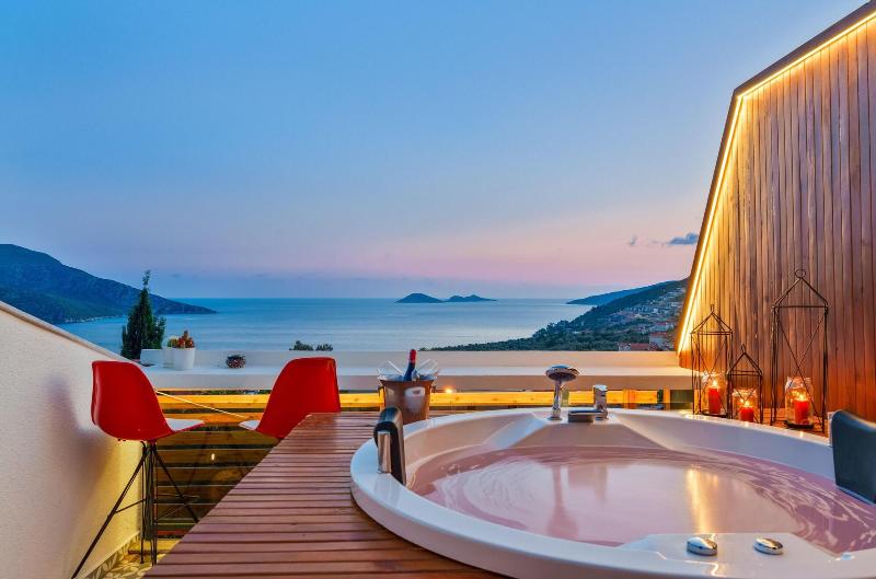 Lupia Suites image