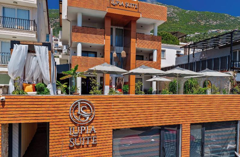 Lupia Suites image