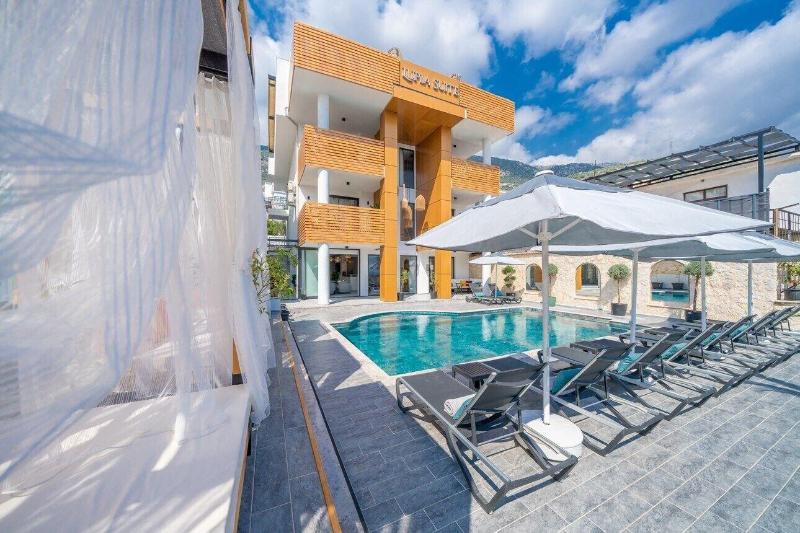 Lupia Suites image