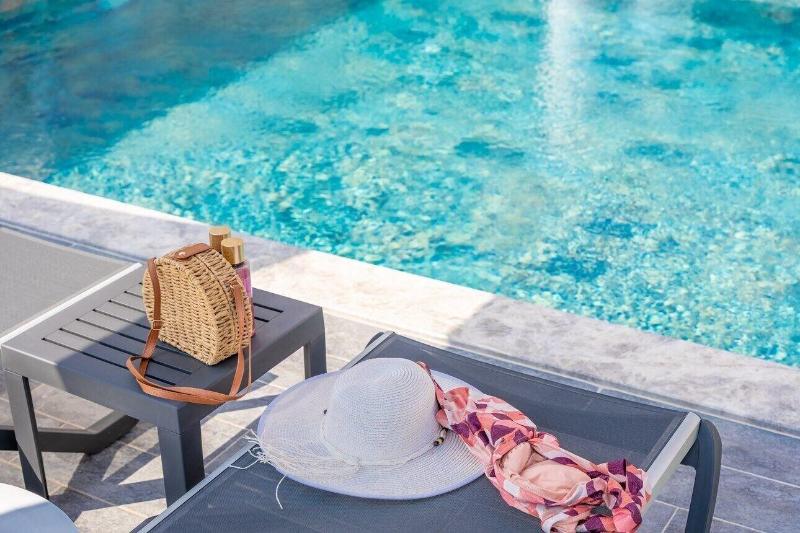 Lupia Suites image