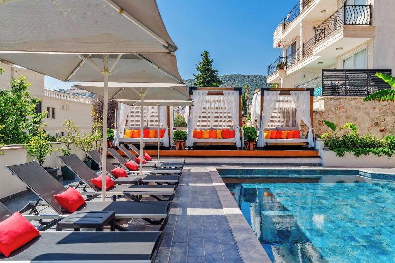 Lupia Suites image