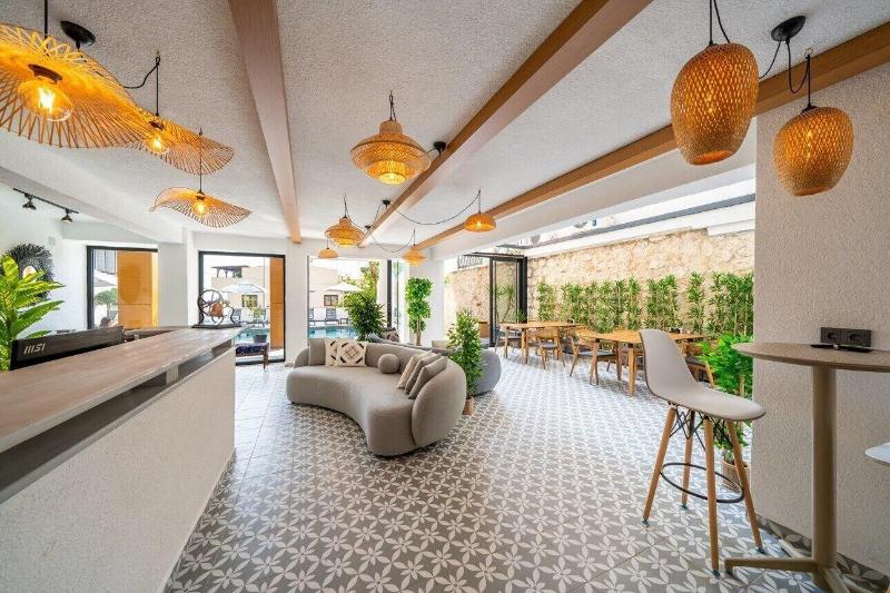 Lupia Suites image