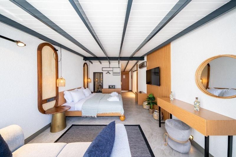 Lupia Suites image