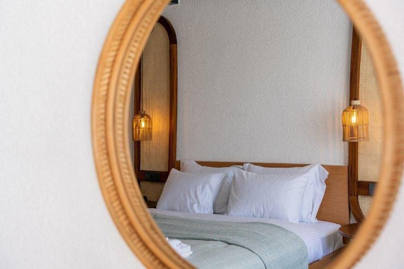Lupia Suites image