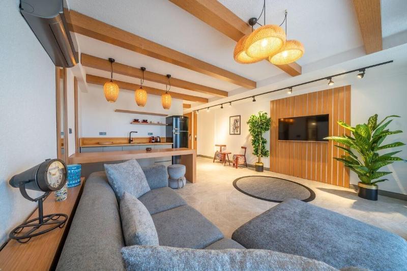 Lupia Suites image