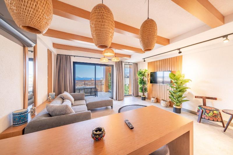 Lupia Suites image