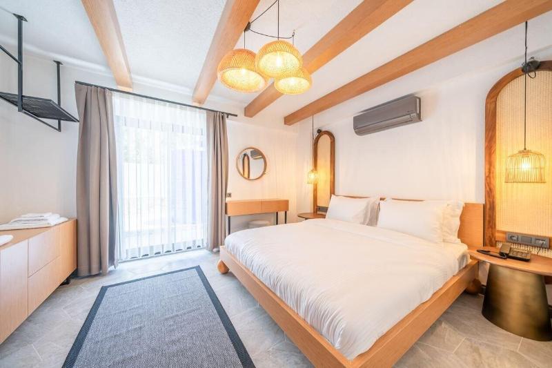 Lupia Suites image