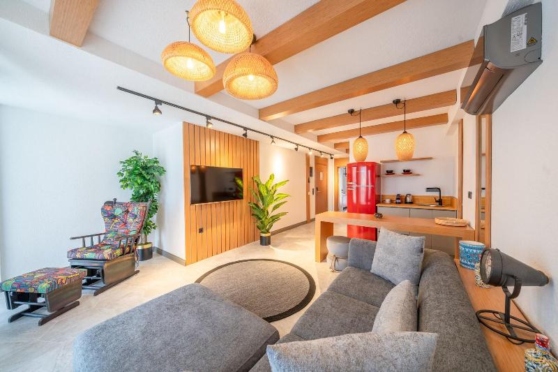 Lupia Suites image