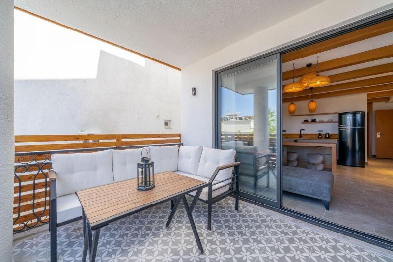 Lupia Suites image