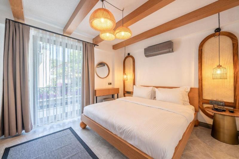 Lupia Suites image