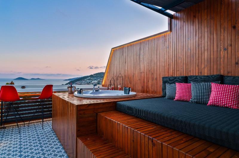 Lupia Suites image