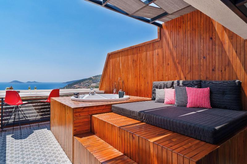 Lupia Suites image