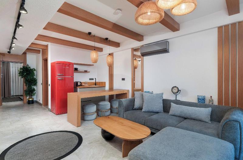 Lupia Suites image