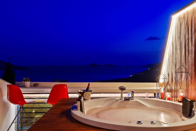 Lupia Suites image