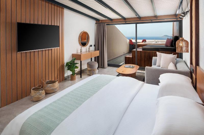 Lupia Suites image