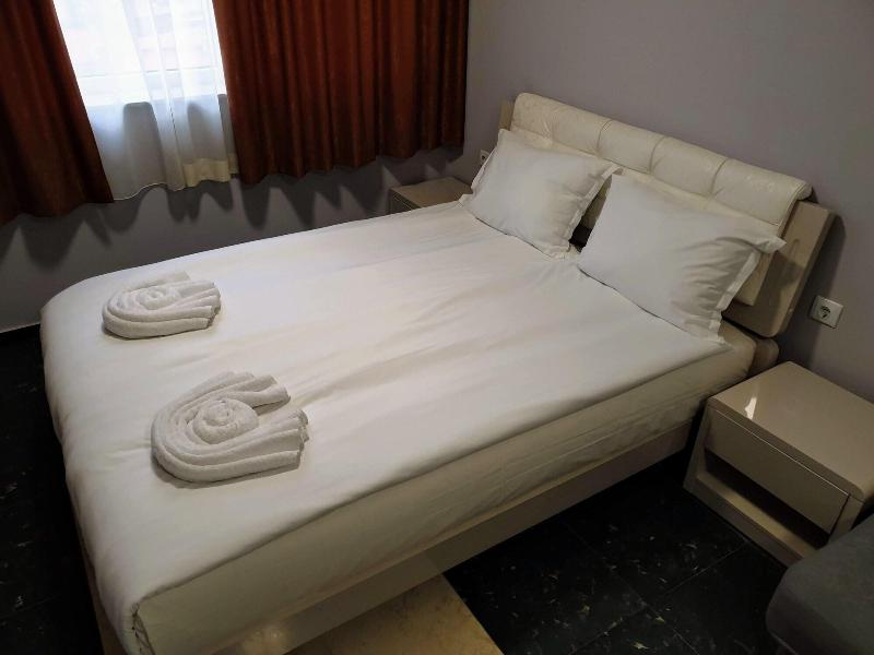Hotel Central image