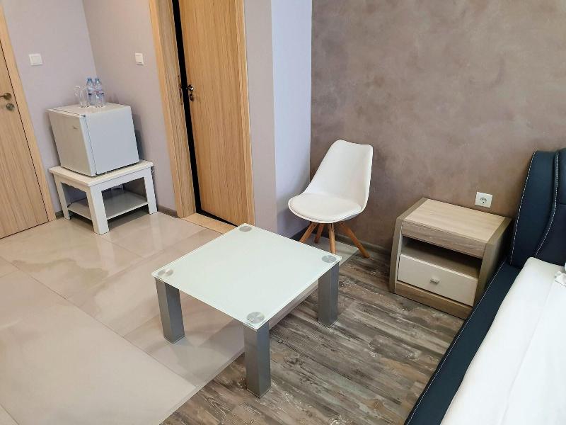 Hotel Central image