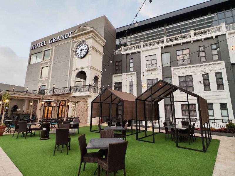 Hotel Grande image