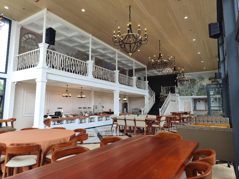 Hotel Grande image