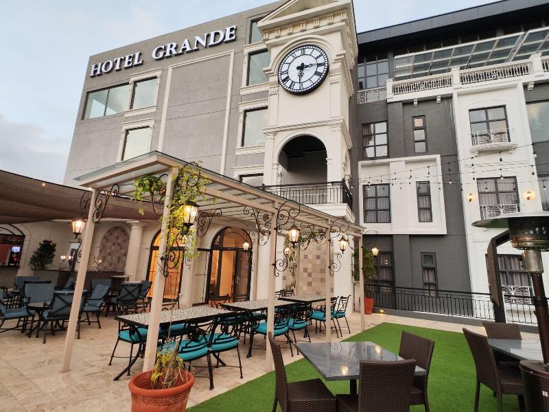 Hotel Grande image