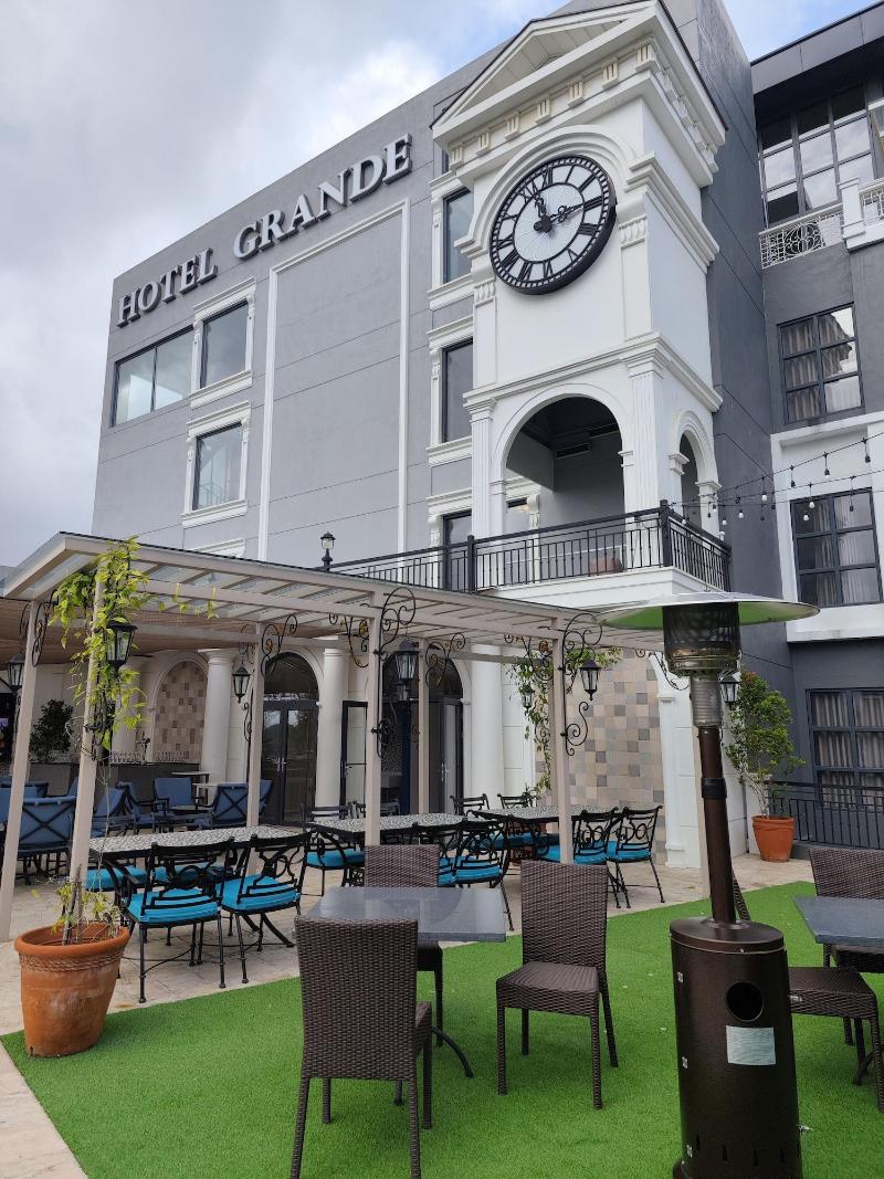 Hotel Grande image