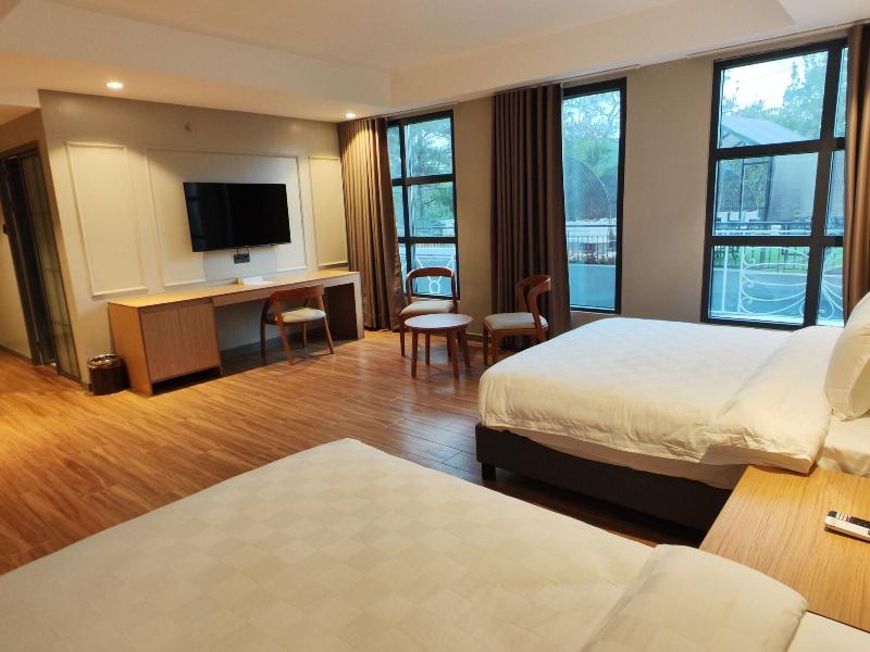 Hotel Grande image