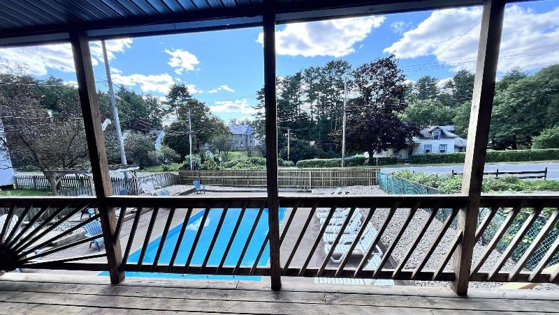 Motel Luzerne image