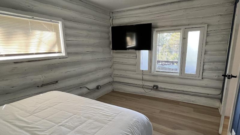 Motel Luzerne image