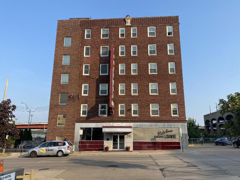 Canfield Hotel — general view