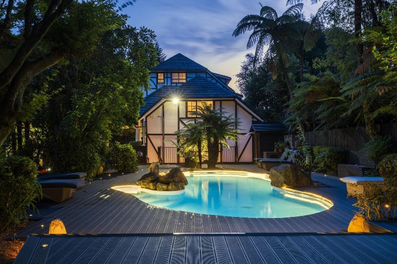 Hana Lodge image