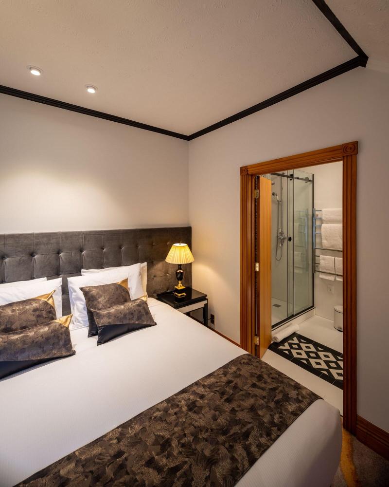 Hana Lodge image