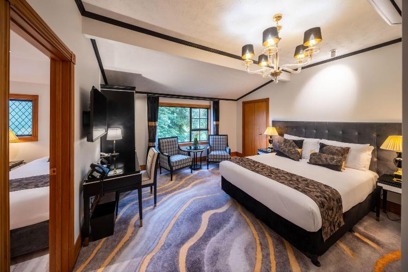 Hana Lodge image