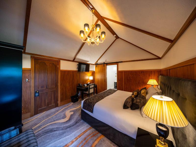 Hana Lodge image
