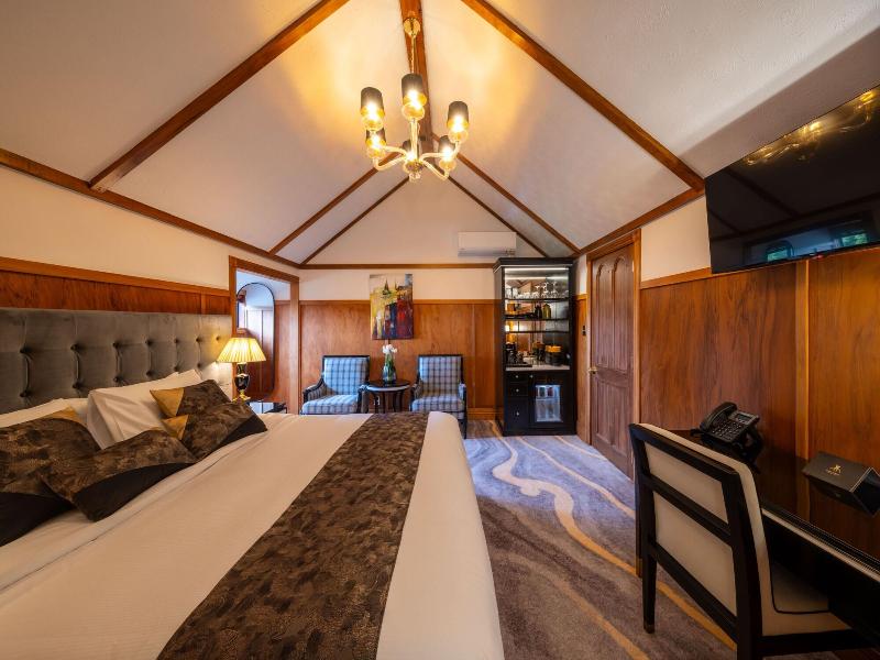 Hana Lodge image