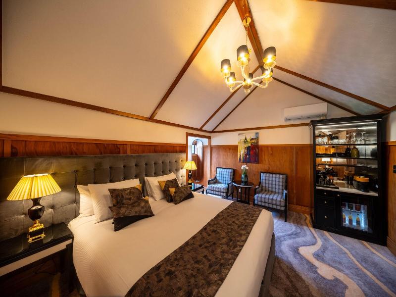 Hana Lodge image