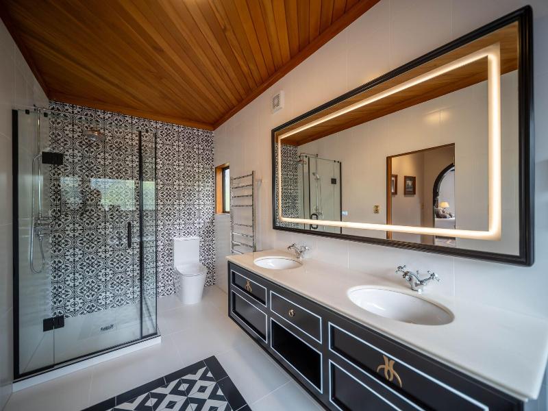 Hana Lodge image