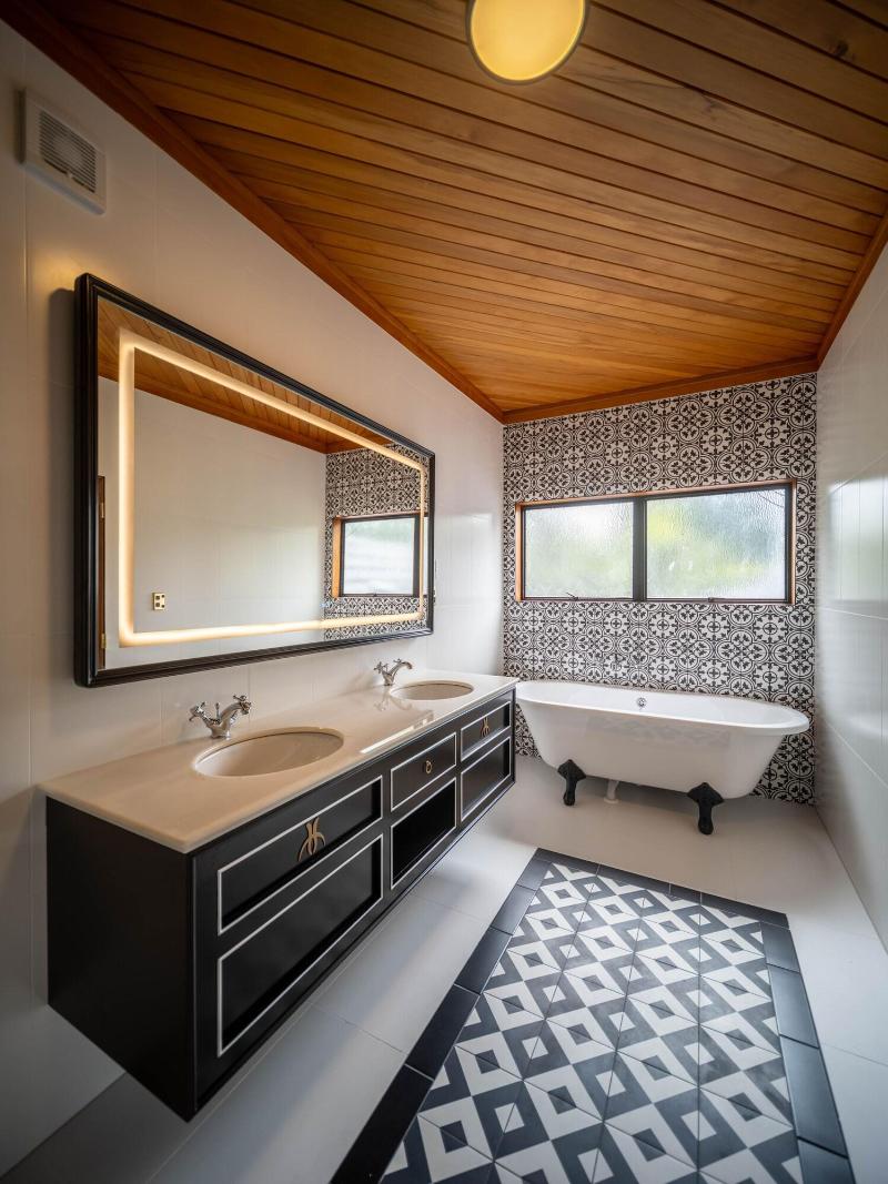 Hana Lodge image