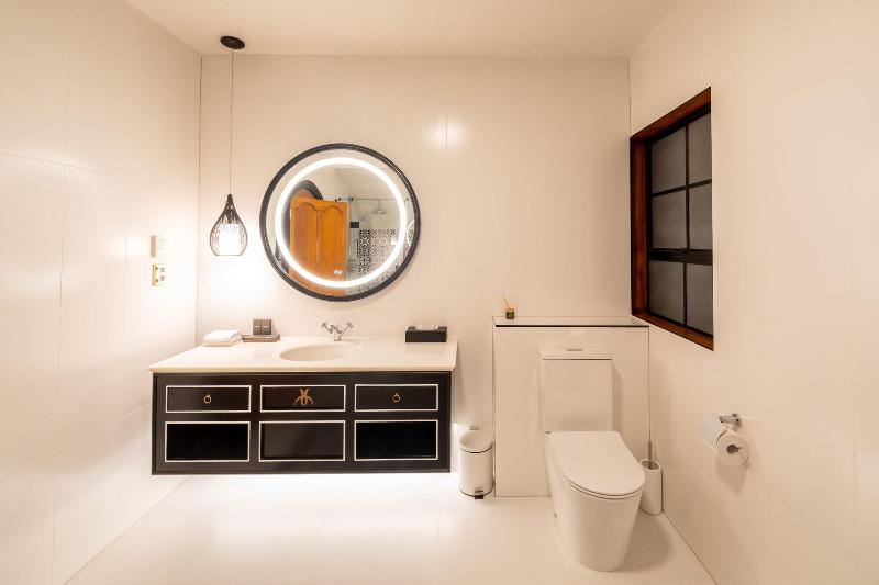 Hana Lodge image