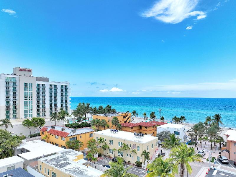 Laguna Blu Beach image