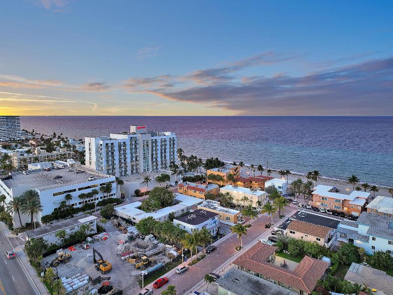 Laguna Blu Beach image