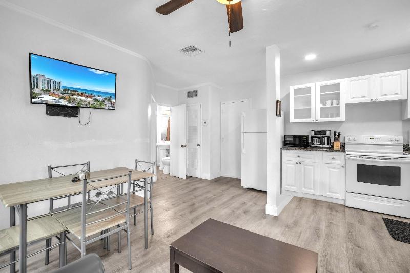 Laguna Blu Beach image