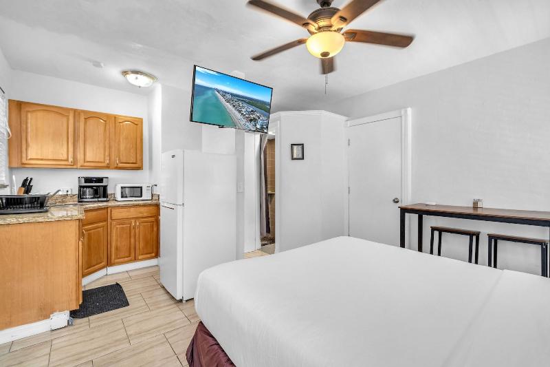 Laguna Blu Beach image