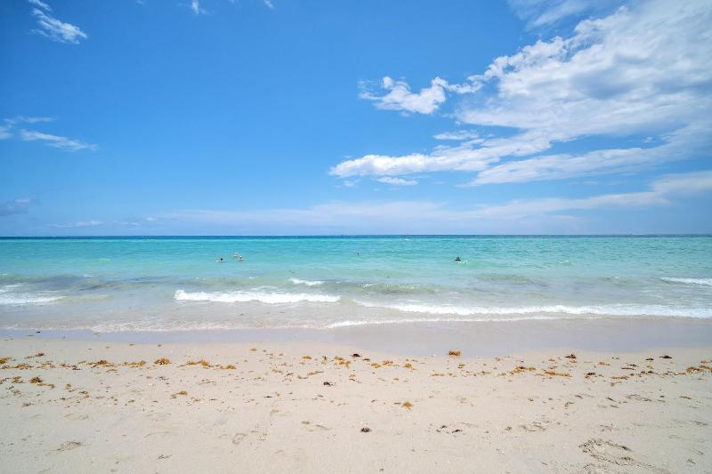 Laguna Blu Beach image
